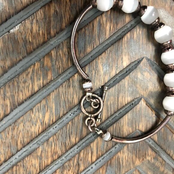 White and Silver Ombre Bracelet Beaded - Picture 4 of 8